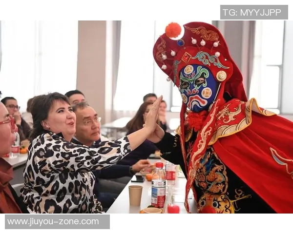 姚明与说唱脸谱的奇妙结合探索传统文化与现代音乐的交融之旅