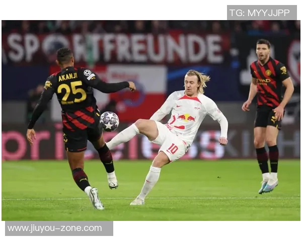 西甲激战曼城险胜莱比锡点球大战点燃全场激情与转会传闻