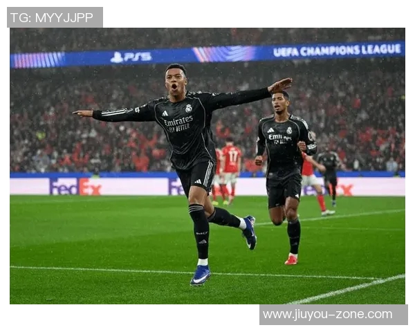 英超激战：本菲卡6-2逆袭拜仁点球大战引发全场狂欢数据解析