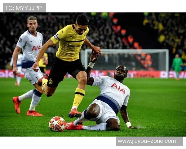 中超精彩对决多特蒙德大胜热刺补时进球点燃全场激情