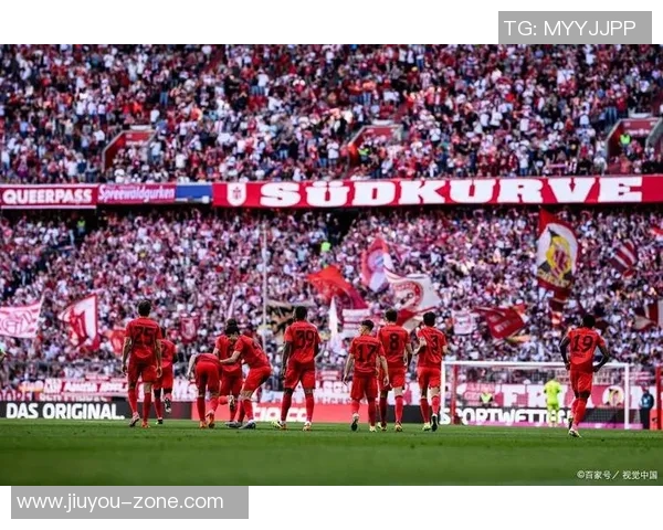 中超精彩对决尤文图斯大胜拜仁五球狂潮引发全场欢呼