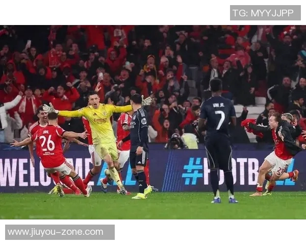 国米狂胜本菲卡五球大捷乌龙球成比赛转折点引发热议